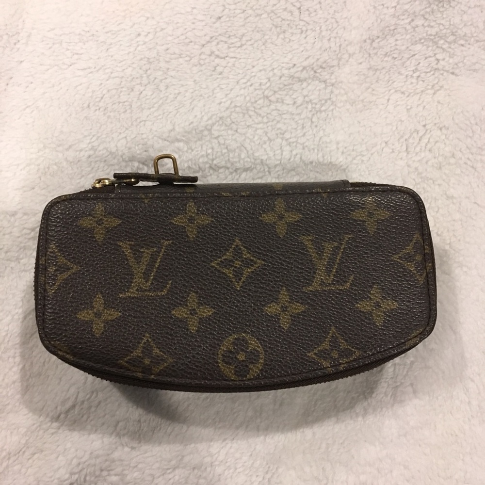 Preloved LouisVuitton monogrampochette MonteCarlo